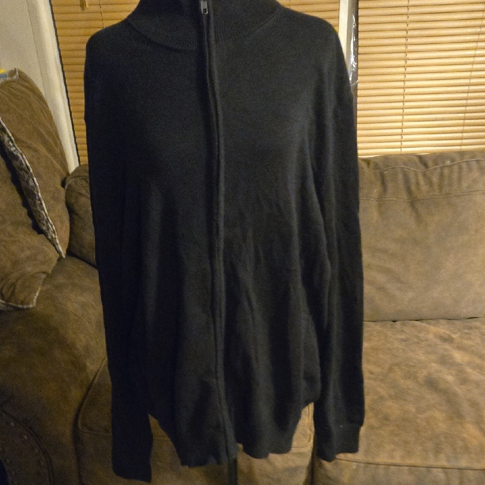Amazon Essentials Men's Dark Gray Zip-Up Sweater